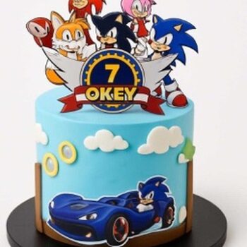 pre-order-cake-8-fondant-3-layers-2